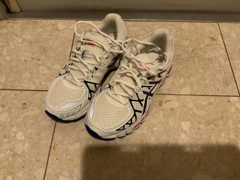 GEL-KAYANO 20 | BLACK/PURE SILVER | スポーツスタイル メンズ