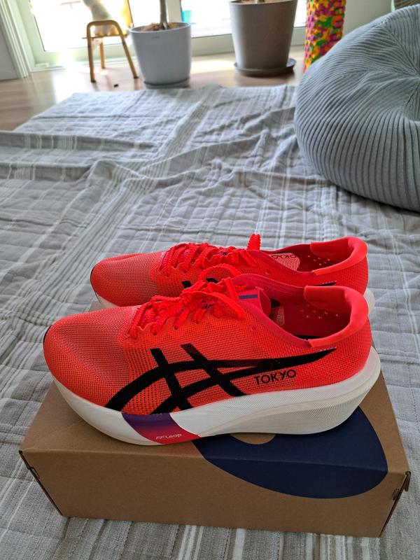 METASPEED EDGE TOKYO | FLASH RED/BLACK | メンズ ランニング