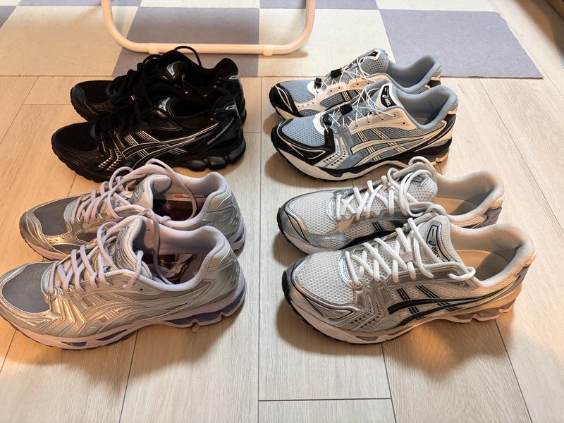asics GEL-KAYANO 14 BIRCH/DARK PEWTER（アシックス ゲル-カヤノ 14
