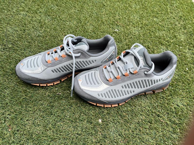 100% CENTRIC Crystal Grey 新品未使用品 asics GEL-QUANTUM 360 I AMP PIEDMONT GREY/STEEL GREY
