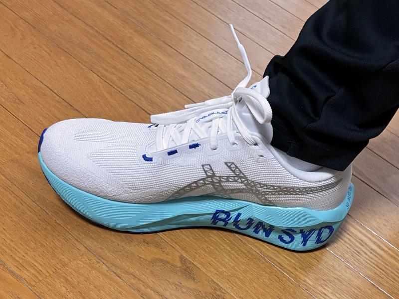 NOVABLAST 6 SYDNEY | White/Ice Mint | ランニング | 【ASICS公式】