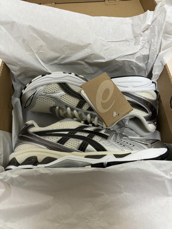 asics GEL-KAYANO 14 BIRCH/DARK PEWTER(アシックス ゲル asics GEL-KAYANO 14 BIRCH/DARK PEWTER(アシックス ゲル