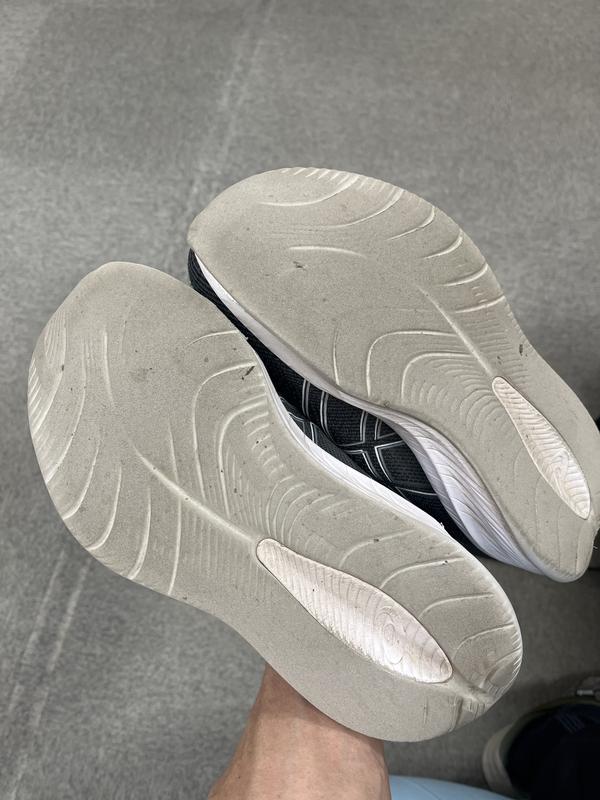 GEL-CUMULUS 26 EXTRA WIDE | BLACK/CONCRETE | メンズ