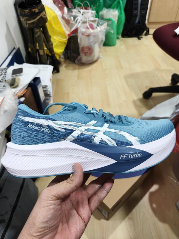 MAGIC SPEED 4 WIDE | Men | STILLWATER/WHITE | Men's Running Shoes