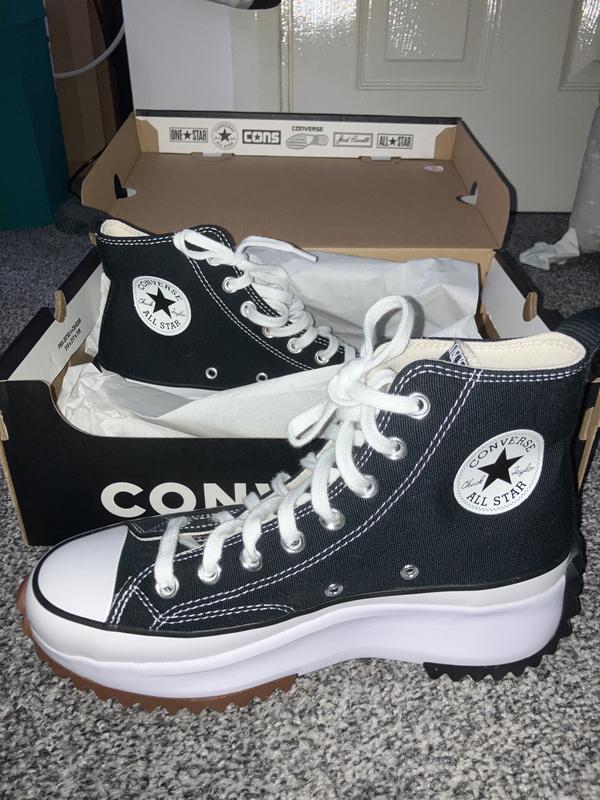 Mom Jeans Jeans Con Converse Negras Converse Run Star Hike Hi