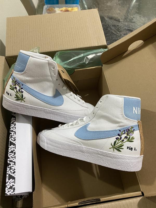 Nike Blazer Floral Indigo WMNS) Nike Blazer Mid '77 SE 'Indigo