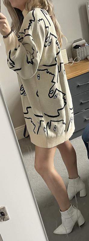 Monki knitted mini dress in beige face print | ASOS