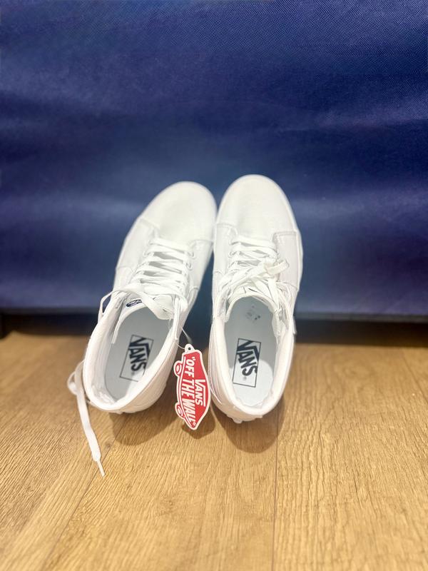 Vans Sk8-Hi sneakers in white | ASOS