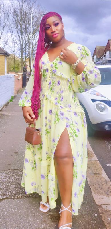 asos design button through maxi dress in seersucker ASOS DESIGN Curve button through pintuck maxi dress in yellow floral print