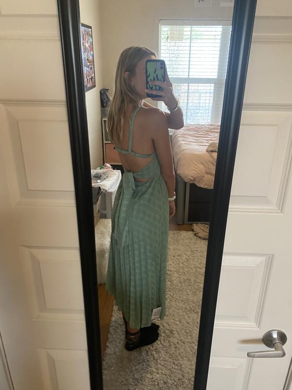 strapless open back dress Rent ASOS DESIGN High Neck Pleated Chevron Dobby Midi Dress With Puff  Sleeve In Forest Green
