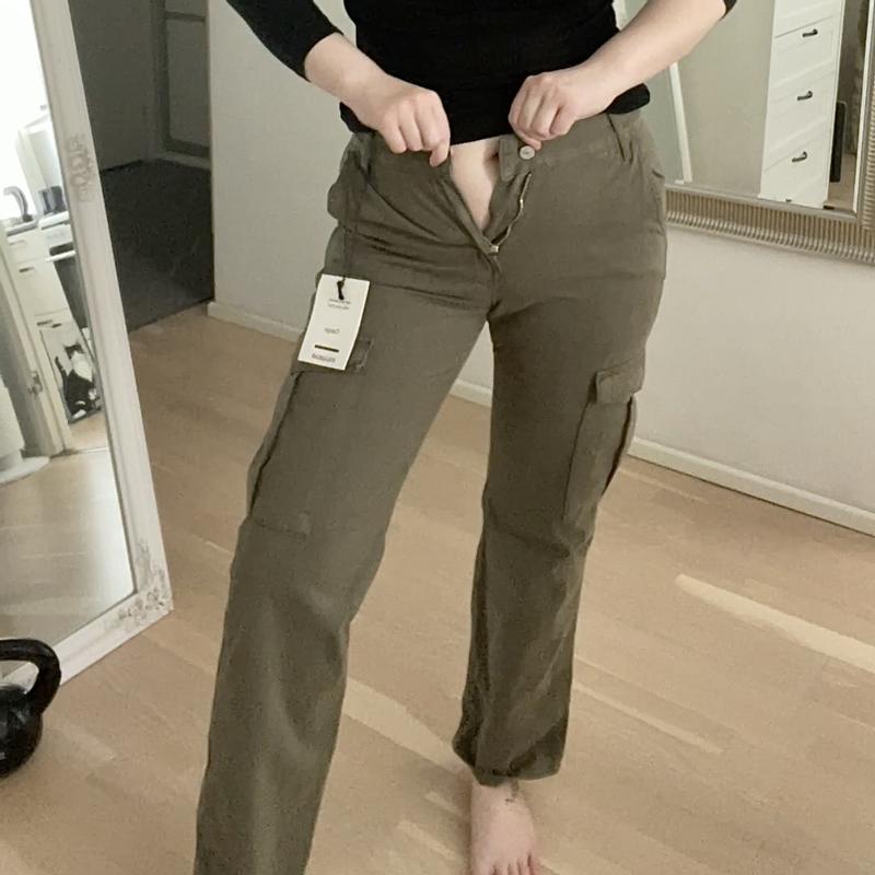 Pull&Bear high waisted straight leg cargo pants in khaki