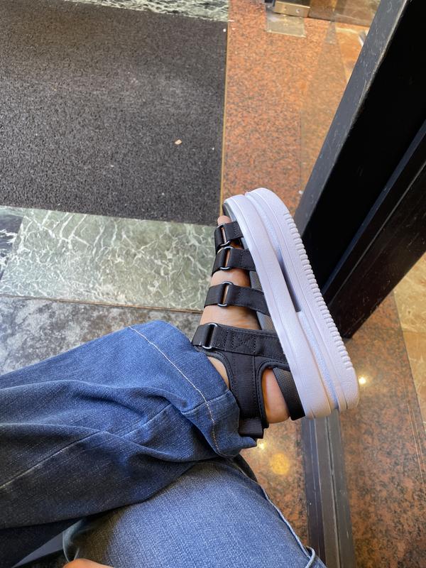 Nike Icon Classic platform sandals in black/white ASOS