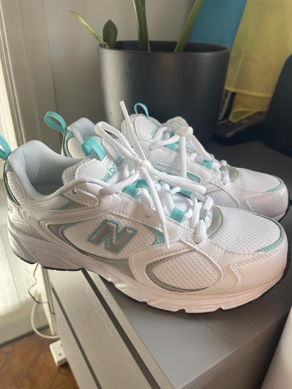 new balance 408 trainers in white and light blue