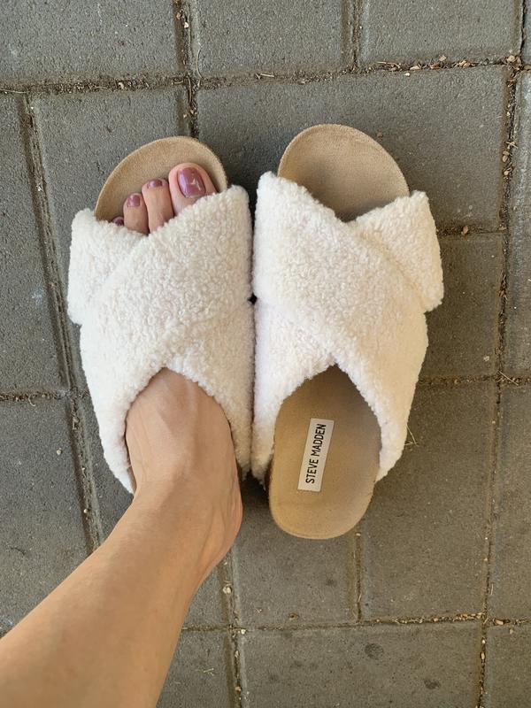 Fuzzy slides steve madden outlet