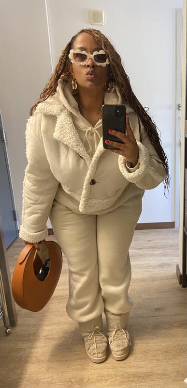 South Beach faux fur snow boots in beige | ASOS