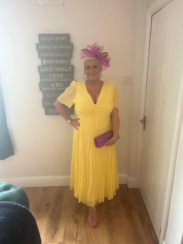 asos design pleated bodice flutter sleeve pleat midi dress ASOS DESIGN pleated bodice flutter sleeve pleated midi dress in hot pink