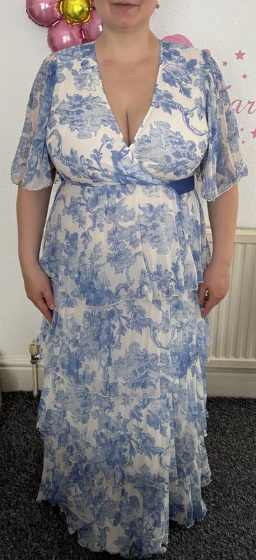 asos design curve kimono pleated maxi dress ASOS DESIGN Curve exclusive kimono sleeve maxi dress with tiered skirt in  pleats in blue floral print