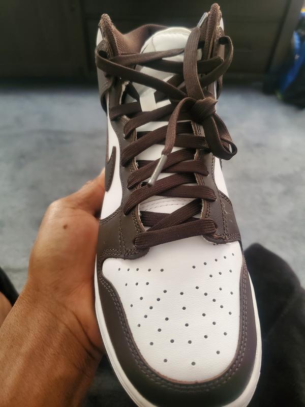 Nike Dunk High Retro sneakers in brown and white | ASOS