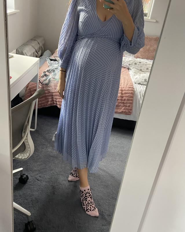 ASOS DESIGN Maternity nursing pleated tie wrap around midi dress in chevron  dobby in dusky blue