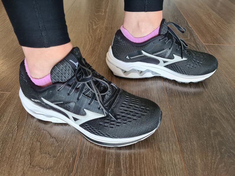 Mizuno wave rider 22 womens black rose gold sale