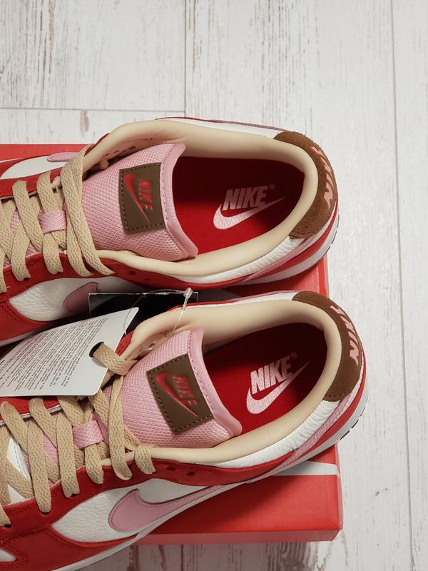 NIKE W DUNK LOW PRM SPORT RED/SHEEN-STRAW-SAIL