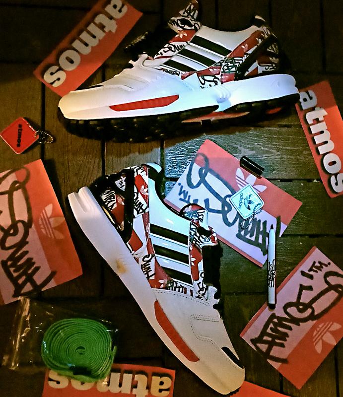 adidas ZX 8000 GRAFFITI atmos FOOTWEAR WHITE/CORE BLACK/ACTIVE RED