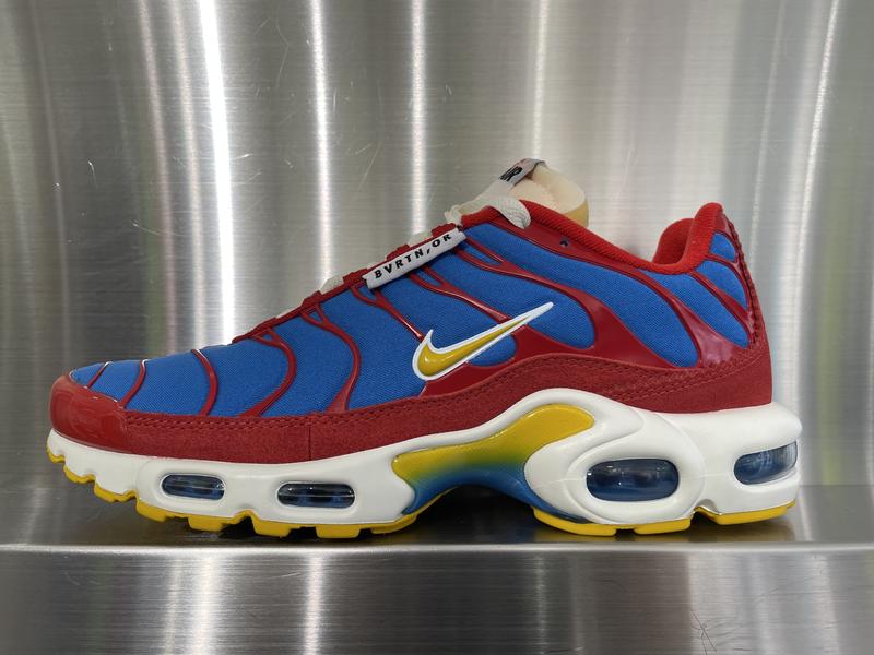 ナイキ メンズ スニーカー Nike Ai Max Plus Photon Dust/Va sity Red スニーカー