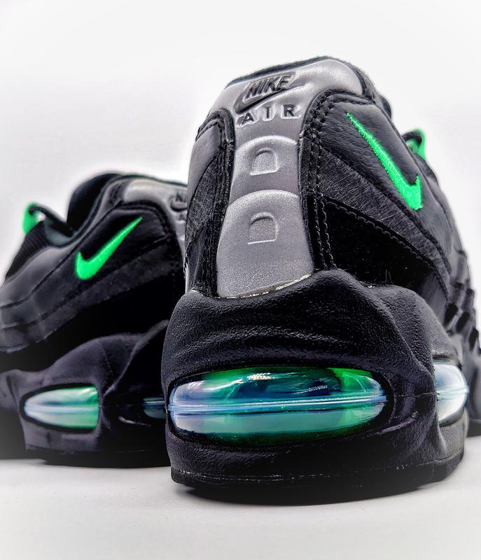 NIKE AIR MAX 95 OG BLACK/GREEN SHOCK-BLACK-PEARL GREY