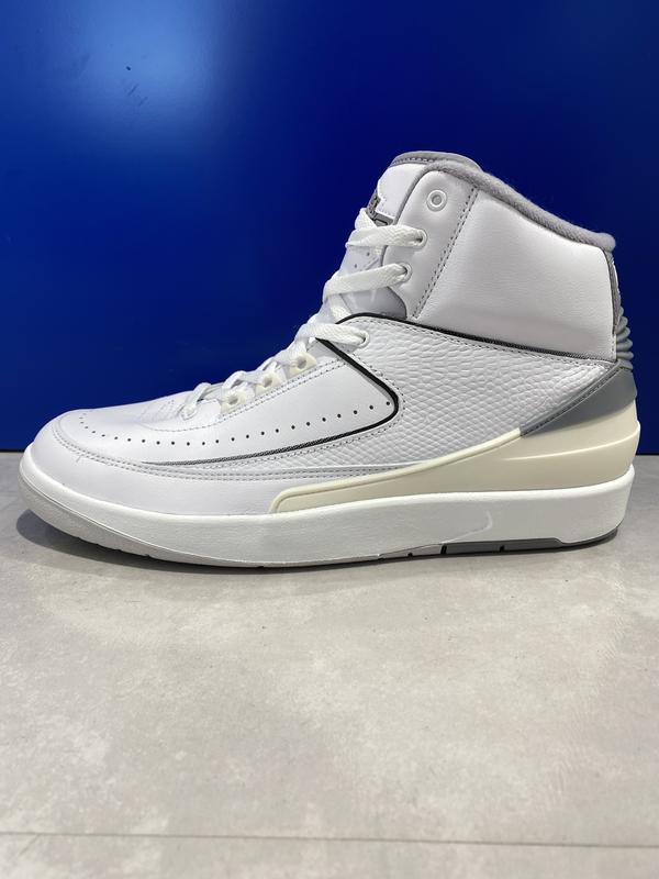 Air Jordan 2 Retro Silver Anniversary White Metallic Silver