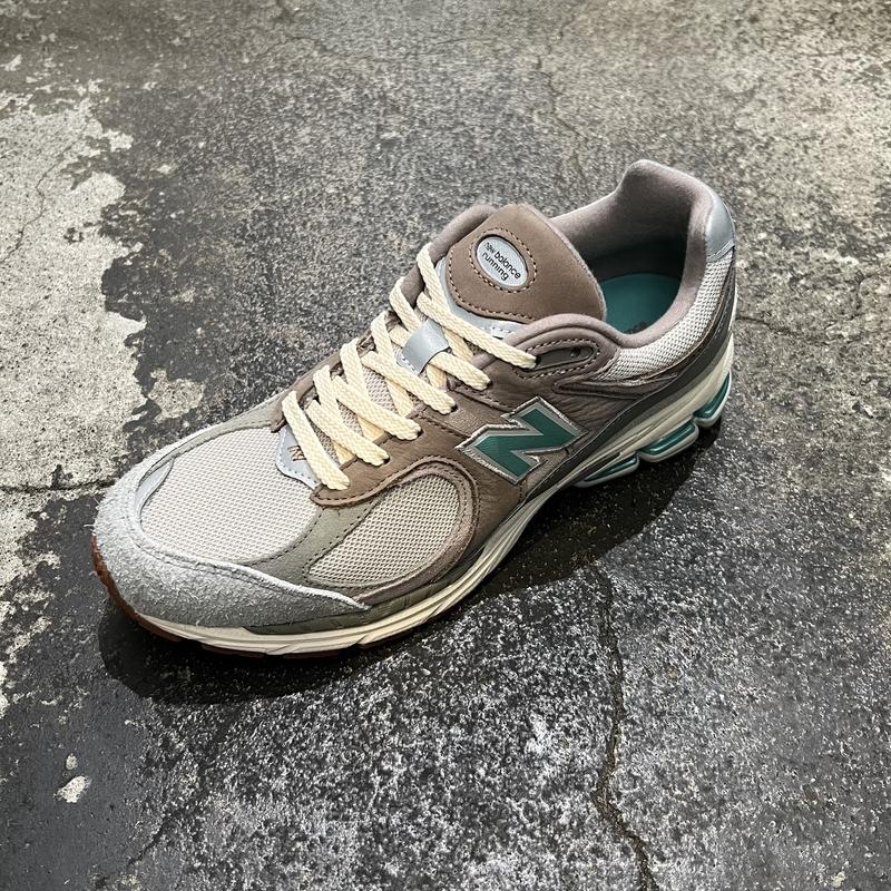 New Balance M2002RAM BEIGE（ニューバランス M2002RAM-ベージュ
