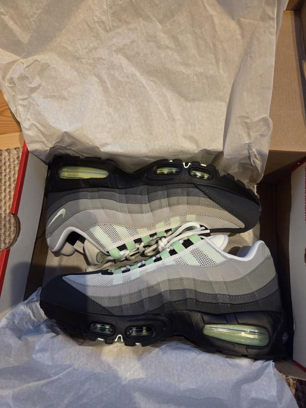 NIKE WMNS AIR MAX 95 BIG BUBBLE BLACK/FRESH MINT-WHITE-MEDIUM GREY