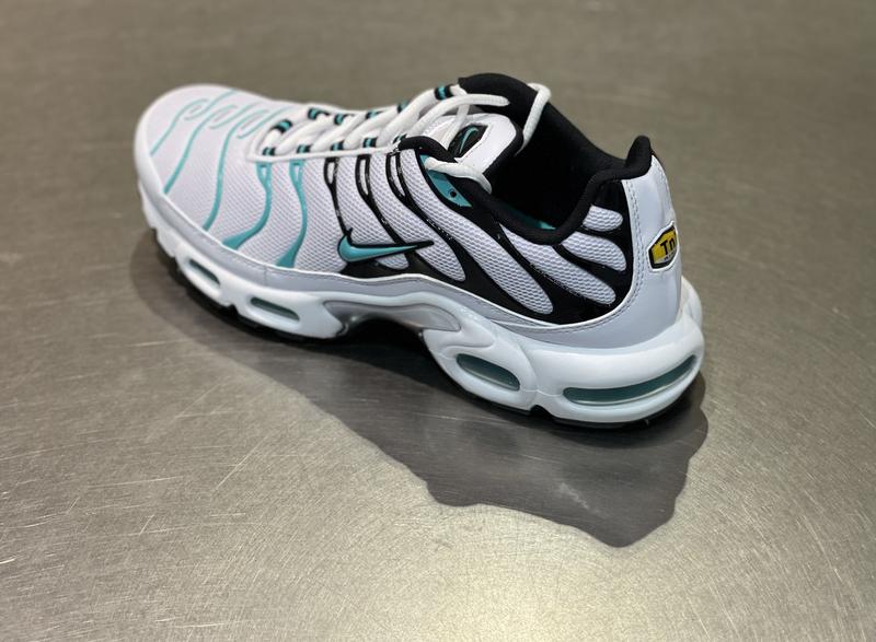 NIKE AIR MAX PLUS WHITE/HYPER JADE-BLACK-REFLECT SILVER 22SP-I