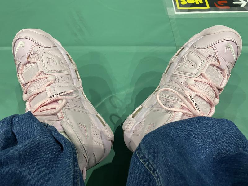 NIKE W AIR MORE UPTEMPO PINK FOAM /PINK FOAM -WHITE（ナイキ