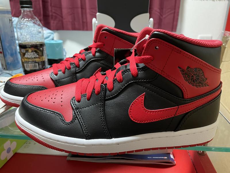 Air jordan 1 outlet black and red suede