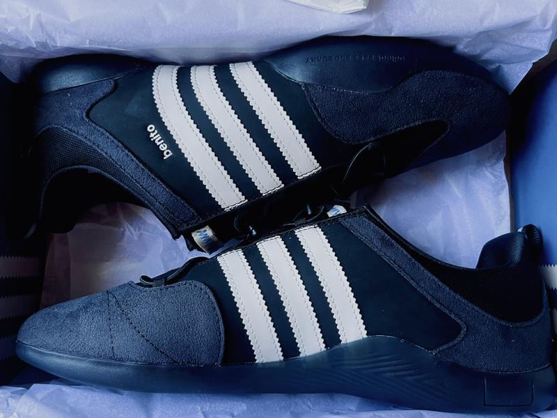 adidas BAD BUNNY BALLERINA CORE BLACK/CHARK WHITE/CARBON