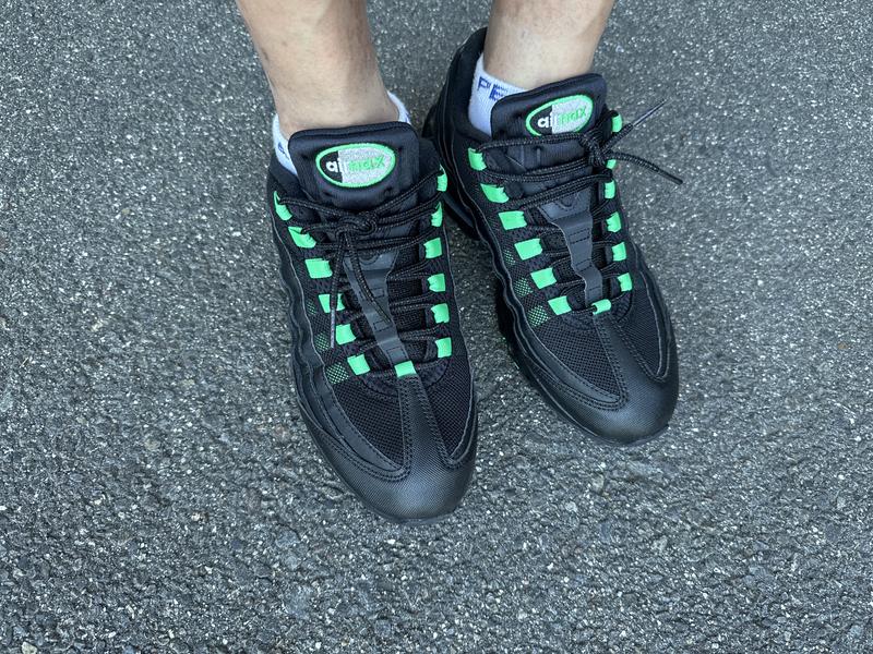 NIKE AIR MAX 95 OG BLACK/GREEN SHOCK-BLACK-PEARL GREY
