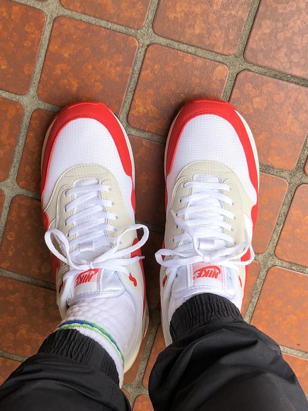 NIKE W AIR MAX 1 '86 OG WHITE/UNIVERSITY RED-LT NEUTRAL GREY