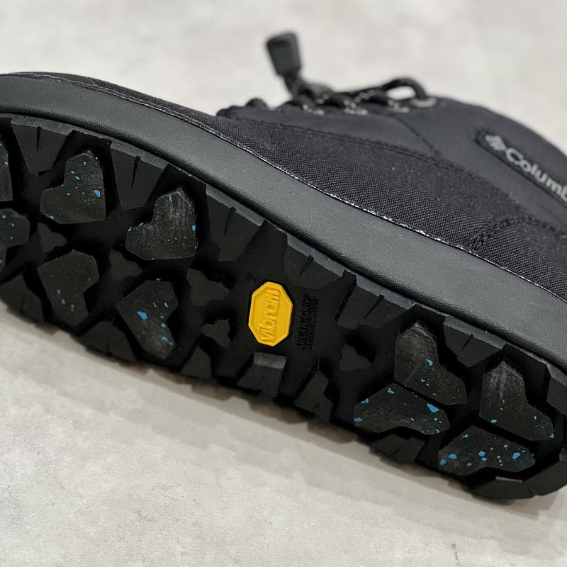 Columbia SAPLAND(TM) II CHUKKA WP OH INFINITY BLACK（サップランド