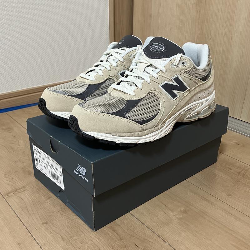 【最安値に挑戦】 New Balance M2002RFA LIGHT BEIGE（ニューバランス M2002RFA 靴