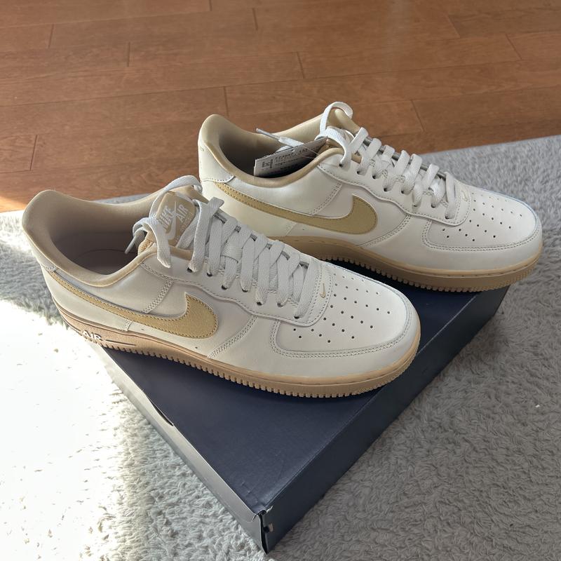 ☆ドリーム2号館☆　ジモティー割引　ナイキ/ウィメンズ エア　フォース 1’07 SE/24cm NIKE WMNS AIR FORCE 1 '07 SAIL/SESAME-VINTAGE GREEN（ナイキ