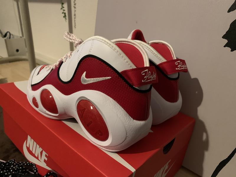 NIKE AIR ZOOM FLIGHT 95 WHITE/TRUE RED-BLACK 22HO-I（ナイキ