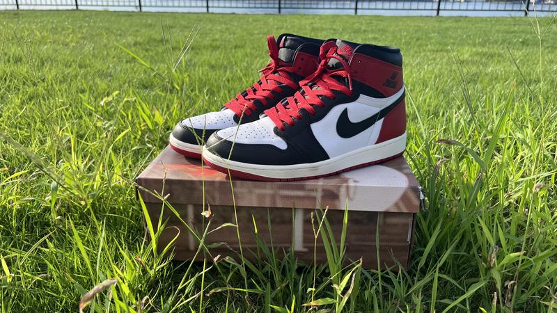 JORDAN BRAND AIR JORDAN 1 RETRO HIGH OG WHITE/BLACK-VARSITY RED
