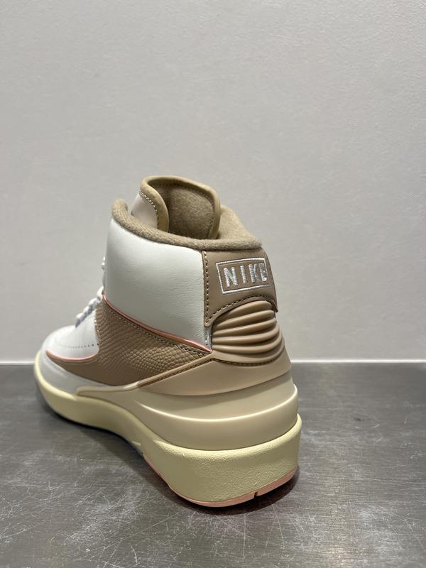JORDAN BRAND WMNS AIR JORDAN 2 RETRO SAIL/DESERT-SUNSET HAZE