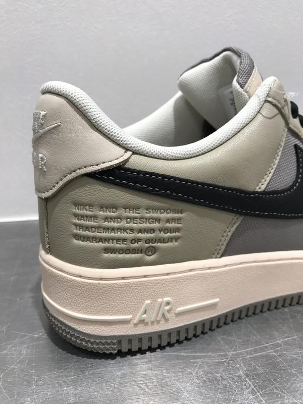 NIKE AIR FORCE 1 GTX RATTAN/BLACK-MOON FOSSIL-PEARL WHITE 21HO-I