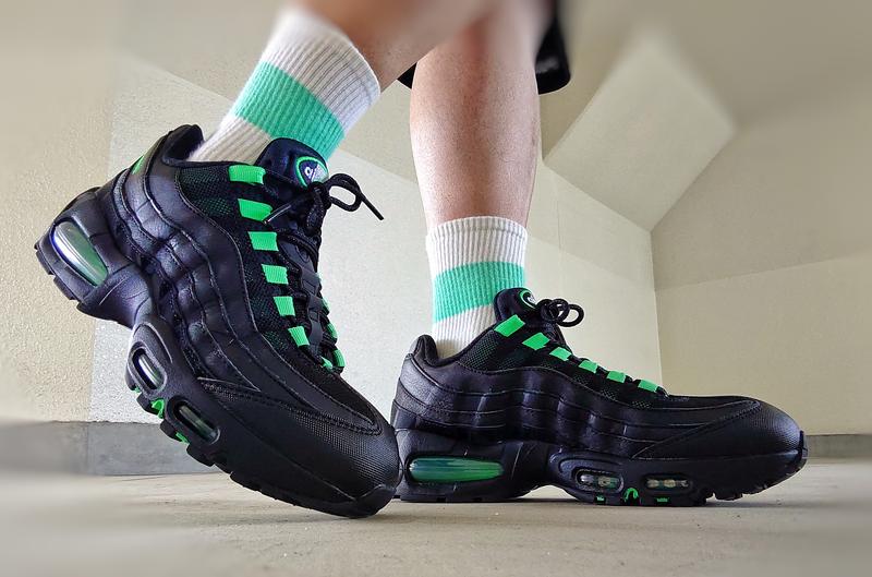 NIKE AIR MAX 95 OG BLACK/GREEN SHOCK-BLACK-PEARL GREY