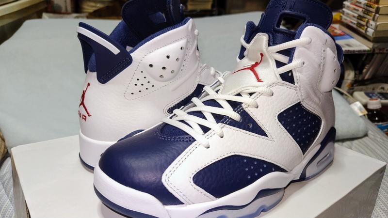 JORDAN BRAND AIR JORDAN 6 RETRO WHITE/VARSITY RED-MIDNIGHT