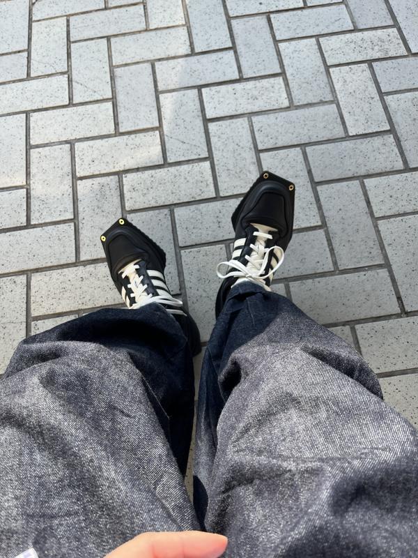 adidas FORUM SQ W CBLACK/CREWHT/GOLDMT（アディダス フォーラム