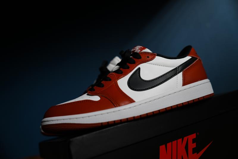 JORDAN BRAND AIR JORDAN 1 RETRO LOW OG VARSITY RED/BLACK-SUMMIT