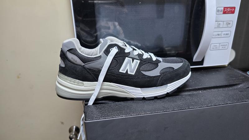 New Balance U992BK BLACK（ニューバランス U992BK-ブラック） | atmos