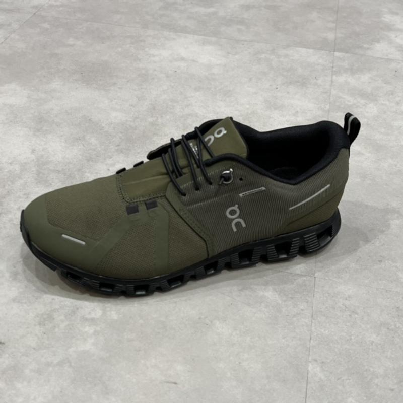 Luxe【美品】On Cloud Waterproof オリーブグリーン On Cloud 5 Waterproof Olive/Black（オン クラウドファイブ
